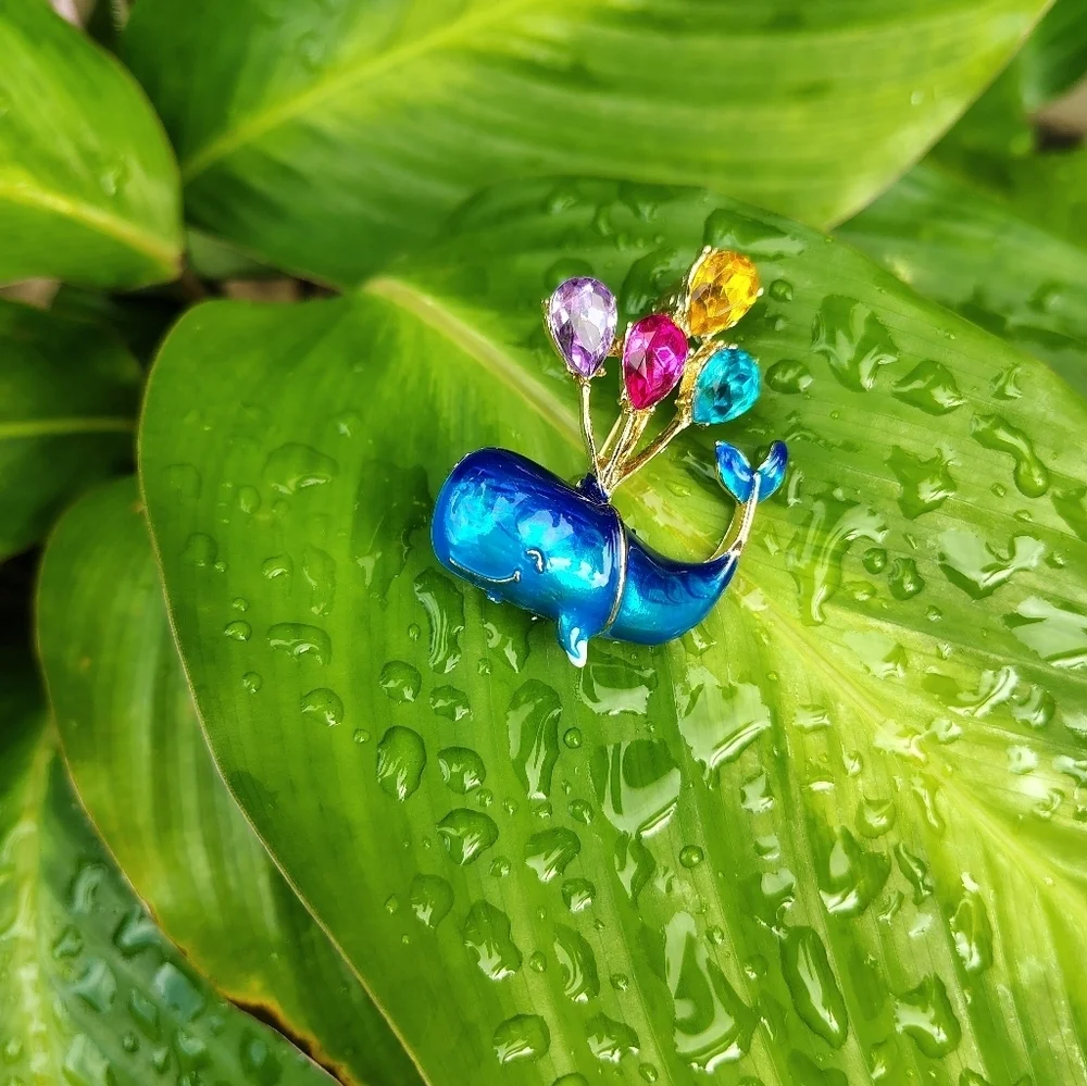 New!  Whale Brooch Pin – Vintage Look Colorful Enamel & Rhinestone Faux